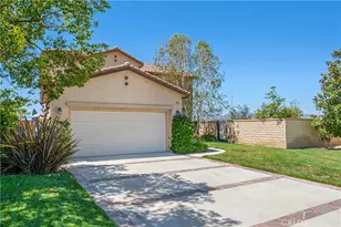 28060 Linda Ln, Saugus, CA 91350 - Photo 4