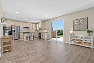 28060 Linda Ln, Saugus, CA 91350 - Photo 12