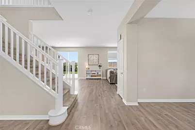 28060 Linda Lane, Saugus, CA 91350 - Photo 8