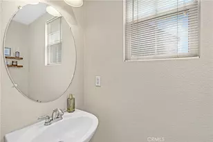 28060 Linda Ln, Saugus, CA 91350 - Photo 22