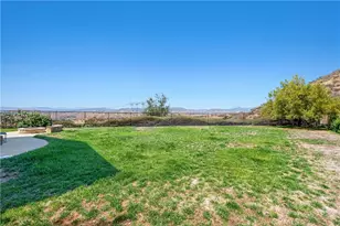 28060 Linda Ln, Saugus, CA 91350 - Photo 34