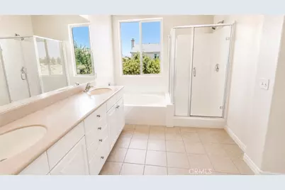 2324 E Newgrove, Lancaster, CA 93535 - Photo 20
