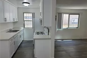 7055 Etiwanda Ave, Reseda, CA 91335 - Photo 8