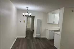 7055 Etiwanda Ave, Reseda, CA 91335 - Photo 4