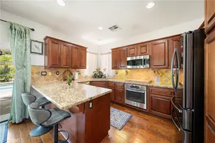 20025 Celleste, Saugus, CA 91350 - Photo 16