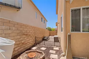 20025 Celleste, Saugus, CA 91350 - Photo 8