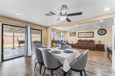 45228 Lorimer Avenue, Lancaster, CA 93534 - Photo 12