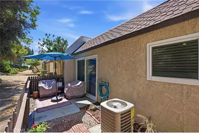 15607 Crestview #85, Los Angeles, CA 91344 - Photo 30