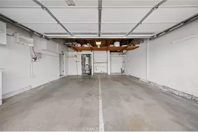 23000 Brenford Street, Woodland Hills, CA 91364 - Photo 34