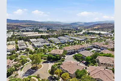 24382 Cavalini Place, Valencia, CA 91355 - Photo 38