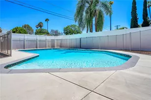 7656 Lasaine, Northridge, CA 91325 - Photo 22