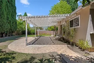 6217 Van Noord Ave, Los Angeles, CA 91401 - Photo 24