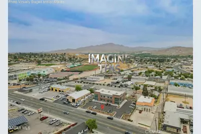 16650 Mojave Dr, Victorville, CA 92395 - Photo 2