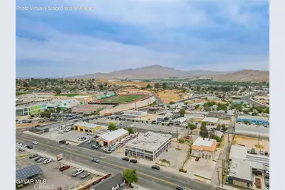 16650 Mojave Dr, Victorville, CA 92395 - Photo 4