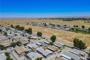 45465 E 25th Street, Lancaster, CA 93535 - Photo 52