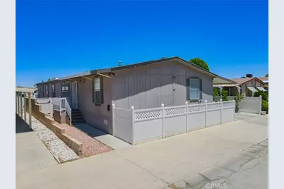 45465 E 25th Street #44, Lancaster, CA 93535 - Photo 2