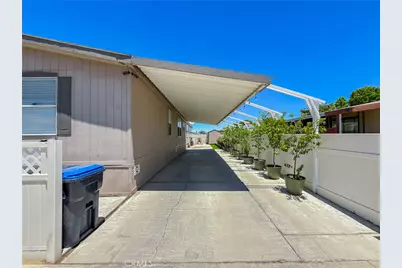 45465 E 25th Street #44, Lancaster, CA 93535 - Photo 6