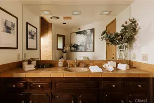 16347 Mandalay Dr, Encino, CA 91436 - Photo 32