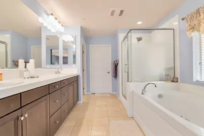16872 Royal Pines Lane, Canyon Country, CA 91387 - Photo 30