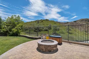 16872 Royal Pines Ln, Canyon Country, CA 91387 - Photo 40