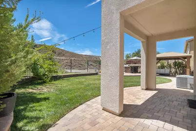 16872 Royal Pines Lane, Canyon Country, CA 91387 - Photo 44