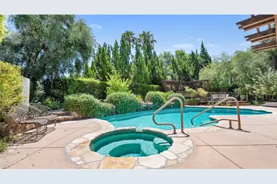 7226 Dennis, West Hills, CA 91307 - Photo 54