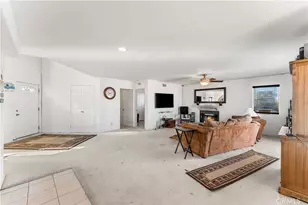 19821 Aloha, California City, CA 93505 - Photo 6