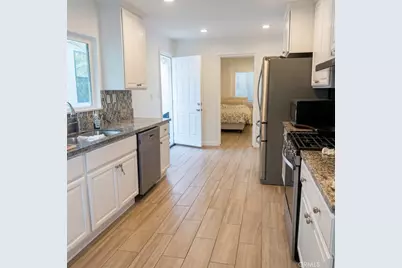 22522 Clarendon, Los Angeles, CA 91367 - Photo 2