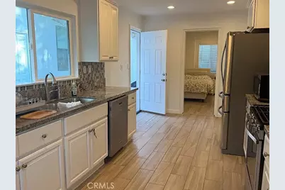 22522 Clarendon, Los Angeles, CA 91367 - Photo 6
