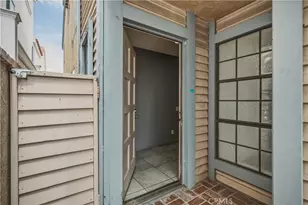 417 8th St, Huntington Beach, CA 92648 - Photo 8