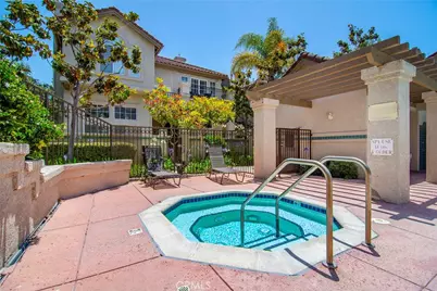 618 Warwick Avenue, Thousand Oaks, CA 91360 - Photo 30