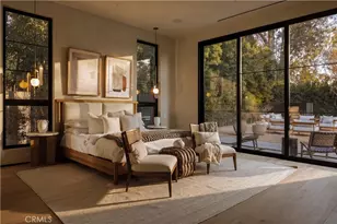 23338 Collins St, Woodland Hills, CA 91367 - Photo 16