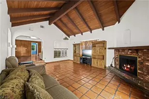 14515 Daubert, Mission Hills (San Fernando), CA 91345 - Photo 20