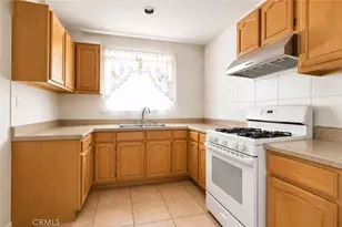13319 Judd St, Pacoima, CA 91331 - Photo 2