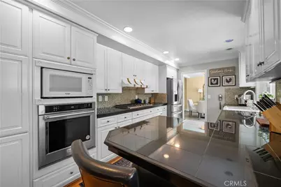 15118 Poppy Meadow, Canyon Country, CA 91387 - Photo 12