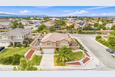 2545 Duomo, Palmdale, CA 93550 - Photo 4