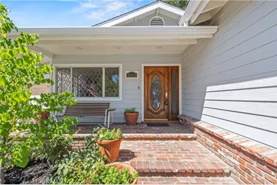 24123 Wildwood Canyon Road, Newhall, CA 91321 - Photo 4