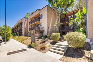 22100 Burbank, Woodland Hills, CA 91367 - Photo 26