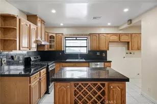 22427 Vanowen, West Hills, CA 91307 - Photo 16