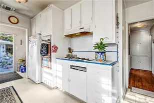 14351 Martha, Van Nuys, CA 91401 - Photo 2