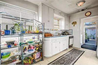 14351 Martha, Van Nuys, CA 91401 - Photo 10