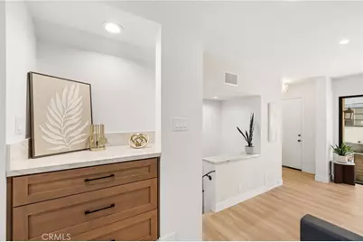 5711 Owensmouth #125, Woodland Hills, CA 91367 - Photo 14