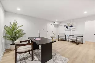 5711 Owensmouth, Woodland Hills, CA 91367 - Photo 28