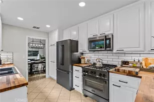 24510 Apple St, Newhall, CA 91321 - Photo 12