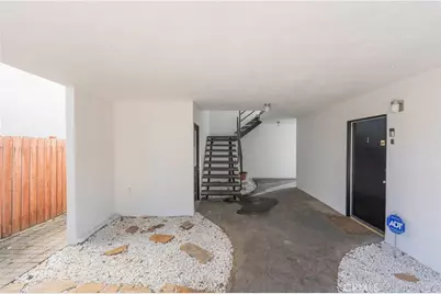 3906 Pacific Avenue, Marina del Rey, CA 90292 - Photo 12