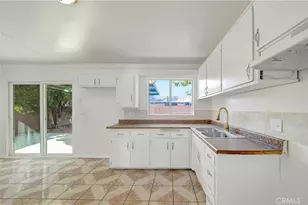 1033 W Holguin, Lancaster, CA 93534 - Photo 14