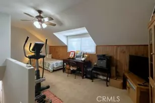 25845 Espinoza Dr, Valencia, CA 91355 - Photo 28