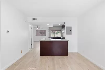 54 Oval Road, Irvine, CA 92604 - Photo 6