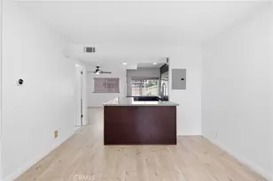 54 Oval Rd, Irvine, CA 92604 - Photo 6