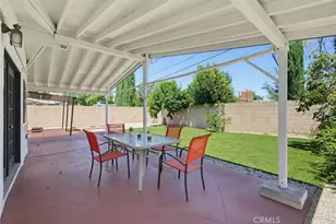 6564 Kelvin Ave, Los Angeles, CA 91306 - Photo 22